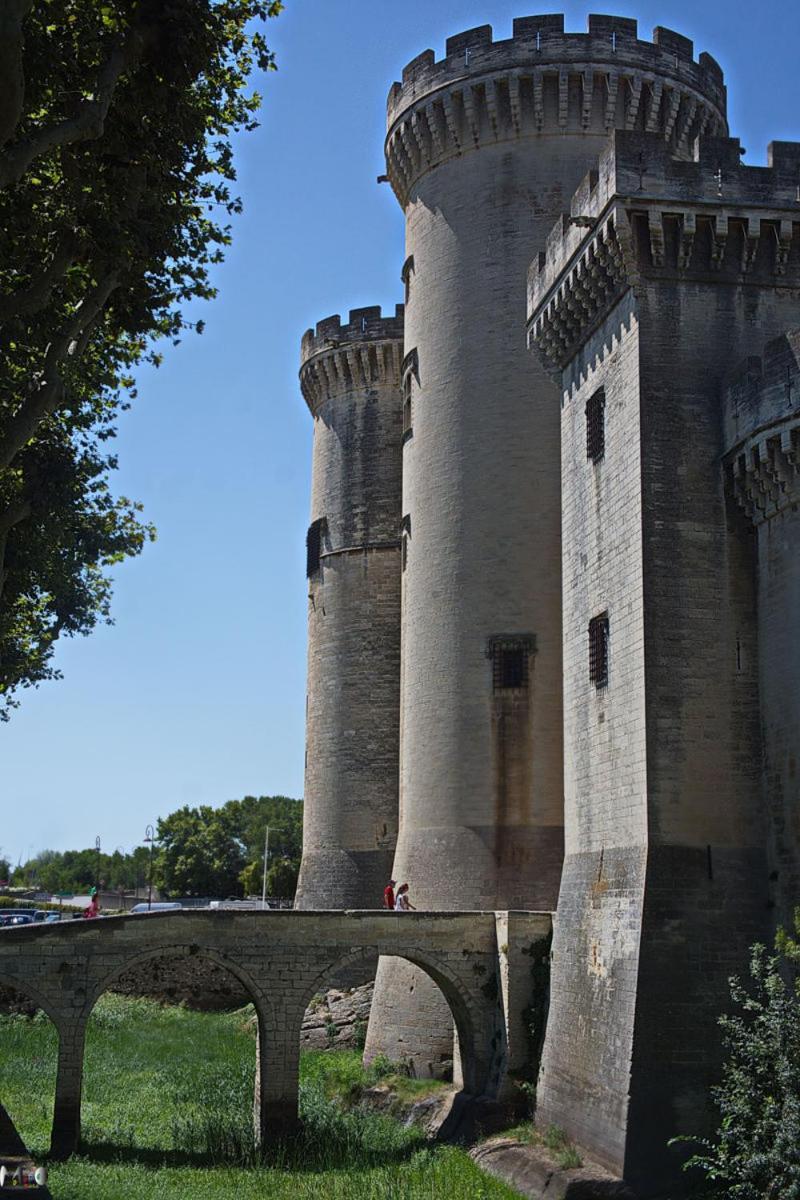 Le Mas de Guiguite Mézoargues Extérieur photo